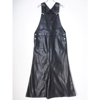 アパルトモンドゥーズィエムクラス(L'Appartement DEUXIEME CLASSE)のアパルトモンL'Appartement 2022SS Artificial Leather Overall Skirtアーティカルレザー オーバーオール スカート【38】【LTUA70582】(オールインワン)