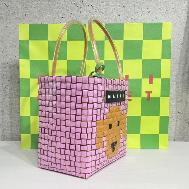 Marni(マルニ)の新品　新作　阪急MARNI ピンクドッグ　アニマルバスケット　犬　かごバッグ レディースのバッグ(かごバッグ/ストローバッグ)の商品写真