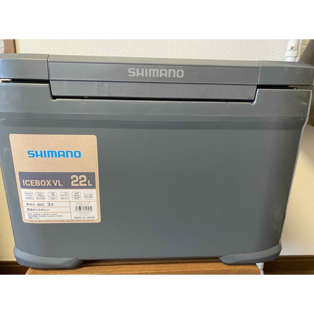 SHIMANO(シマノ)のシマノ　クーラーボックス　ICEBOX VL22L NX-422V Mグレー　 スポーツ/アウトドアのアウトドア(その他)の商品写真