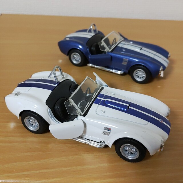 COBRA(コブラ)の4台セット1965shelbyシェルビーcobraコブラ427 S/C 1/32 エンタメ/ホビーのおもちゃ/ぬいぐるみ(模型/プラモデル)の商品写真