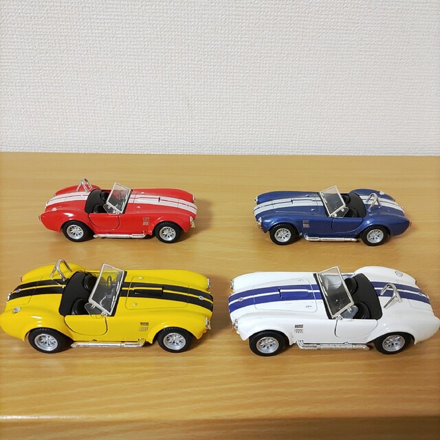 COBRA(コブラ)の4台セット1965shelbyシェルビーcobraコブラ427 S/C 1/32 エンタメ/ホビーのおもちゃ/ぬいぐるみ(模型/プラモデル)の商品写真