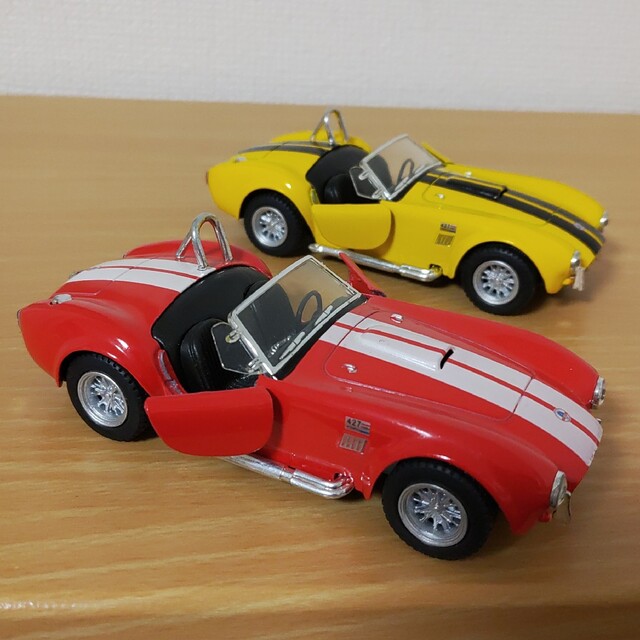 COBRA(コブラ)の4台セット1965shelbyシェルビーcobraコブラ427 S/C 1/32 エンタメ/ホビーのおもちゃ/ぬいぐるみ(模型/プラモデル)の商品写真