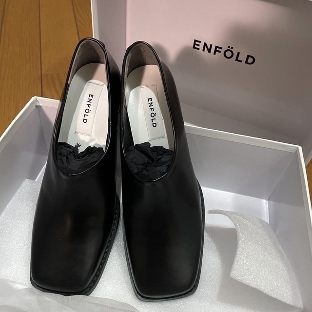 ENFOLD パンプス