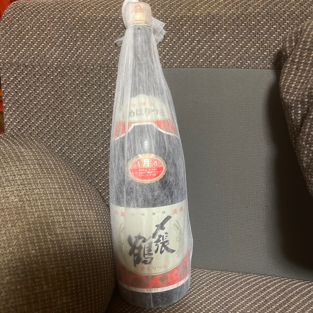 日本酒　古酒　熟成酒　〆張鶴　月　１８００ml