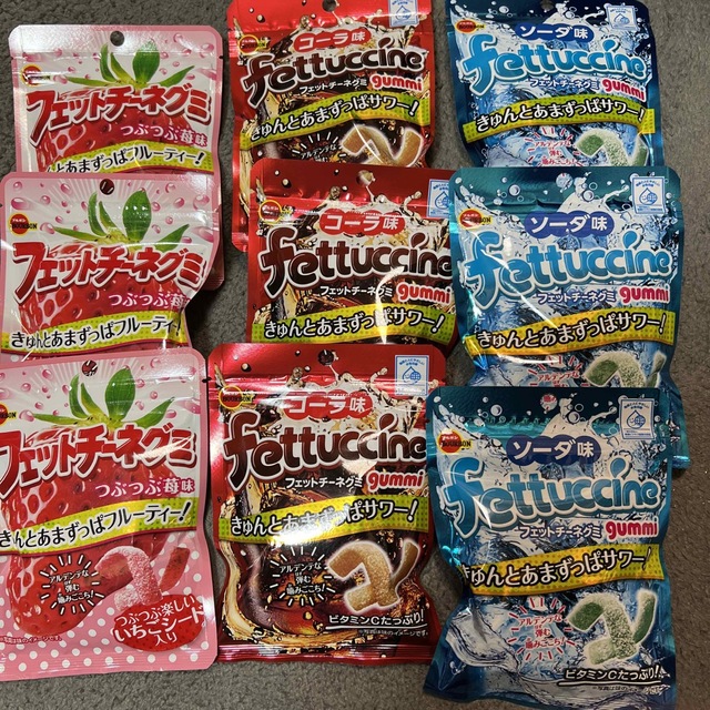 ブルボン(ブルボン)のフェットチーネグミ 食品/飲料/酒の食品(菓子/デザート)の商品写真