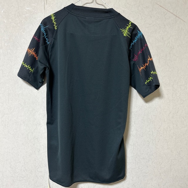 adidas(アディダス)のサッカー　スポーツ　Tシャツ　メンズ　ユニ スポーツ/アウトドアのサッカー/フットサル(ウェア)の商品写真