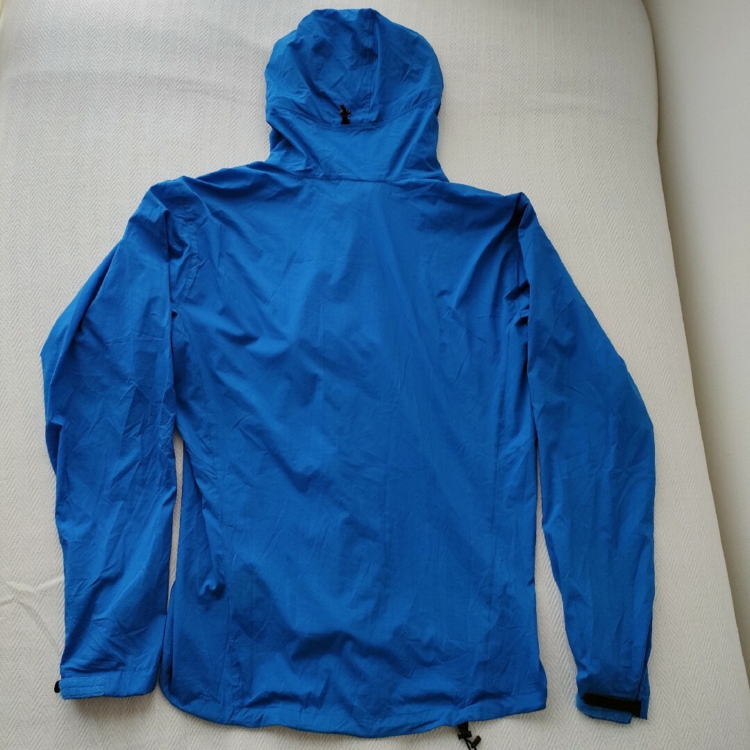 新品★ARC’TERYX（アークテリクス）ナイロンジャケット　マウンテンパーカー