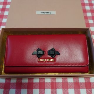 ミュウミュウ(miumiu)のmiumiu リボンバイカラー 　長財布(財布)