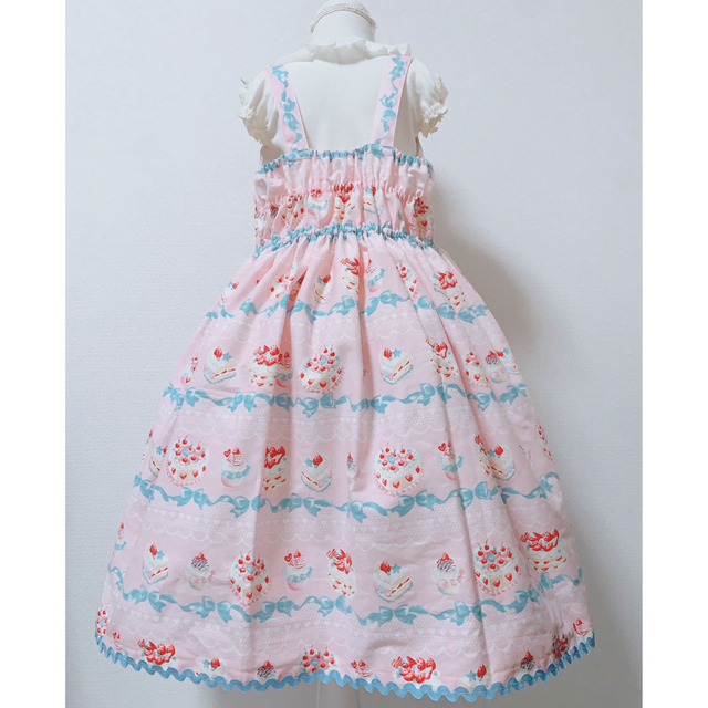 ハンドメイド　ワンピース　140㎝　デコレーションケーキ柄 キッズ/ベビー/マタニティのキッズ服女の子用(90cm~)(ワンピース)の商品写真