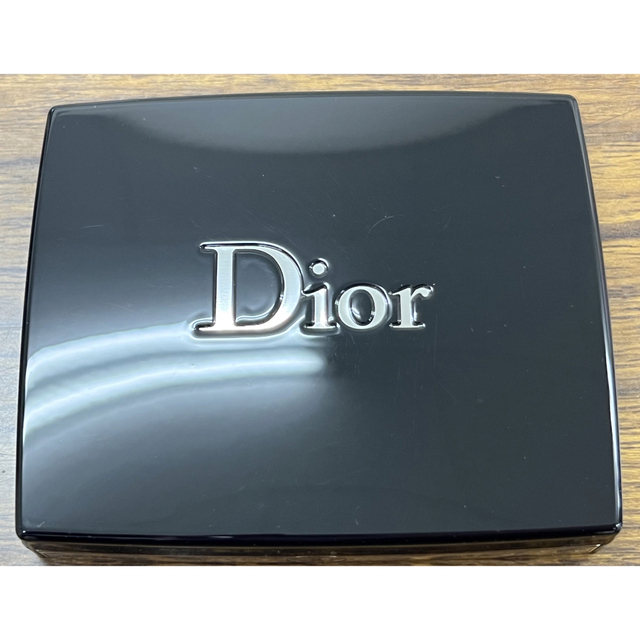 Dior(ディオール)のDior 【限定品】サンク クルール クチュール / 759 デューン コスメ/美容のベースメイク/化粧品(アイシャドウ)の商品写真