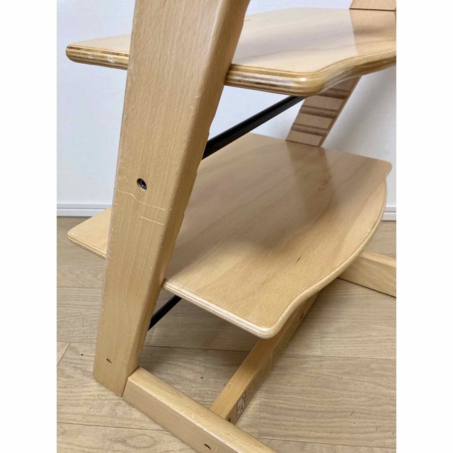 Stokke(ストッケ)の【送料無料】STOKKE ストッケ トリップトラップ ナチュラル キッズ/ベビー/マタニティの寝具/家具(その他)の商品写真