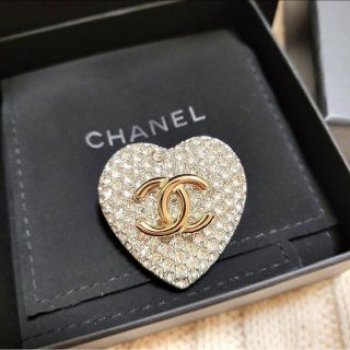 シャネル ココシャネル ブローチ/コサージュの通販 26点 | CHANELの