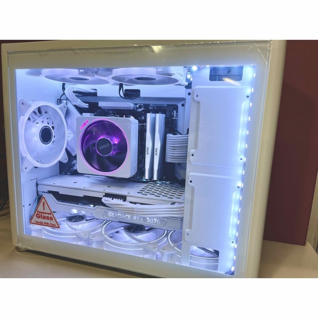 自作ゲーミングPC 白 Ryzen7 5700X RTX3070 メモリ32GBの通販 by み's