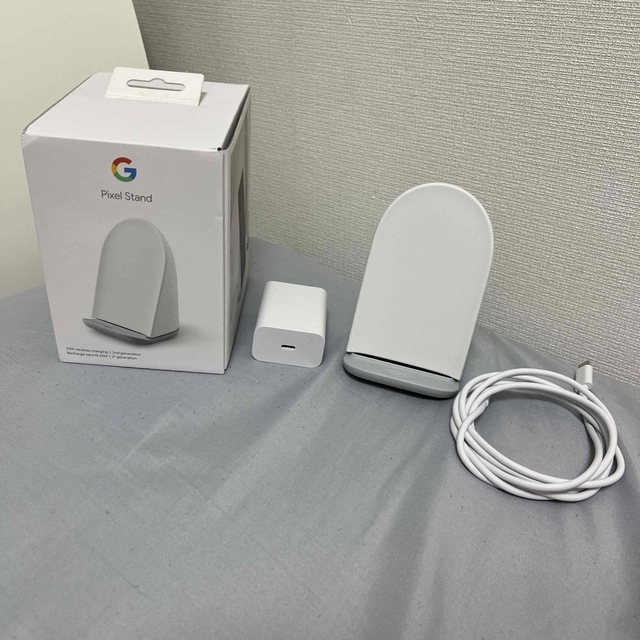 Google Pixel(グーグルピクセル)のPixel Stand2世代 スマホ/家電/カメラのスマートフォン/携帯電話(バッテリー/充電器)の商品写真