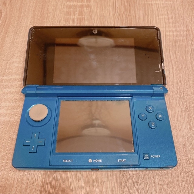 ニンテンドー3DS(ニンテンドー3DS)のニンテンドー3DS本体 充電器 エンタメ/ホビーのゲームソフト/ゲーム機本体(家庭用ゲーム機本体)の商品写真