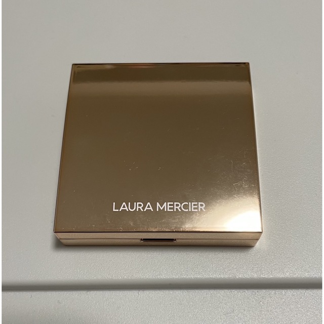 laura mercier(ローラメルシエ)のローズグロウ イルミネーター コスメ/美容のベースメイク/化粧品(フェイスカラー)の商品写真