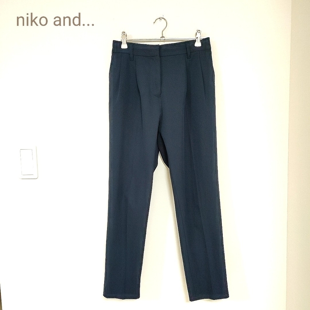 niko and...(ニコアンド)のニコアンド  ベーシックパンツ  ネイビー  M レディースのパンツ(カジュアルパンツ)の商品写真