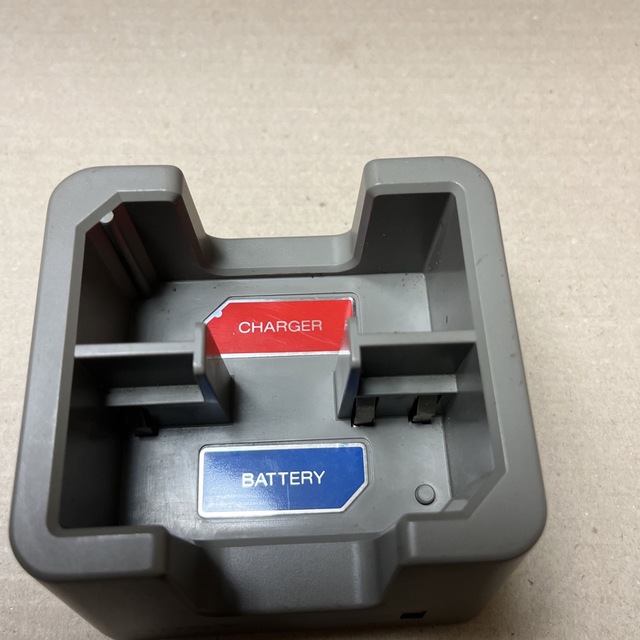 Sony BCA-1H  Battery Adaptor スマホ/家電/カメラのカメラ(ビデオカメラ)の商品写真