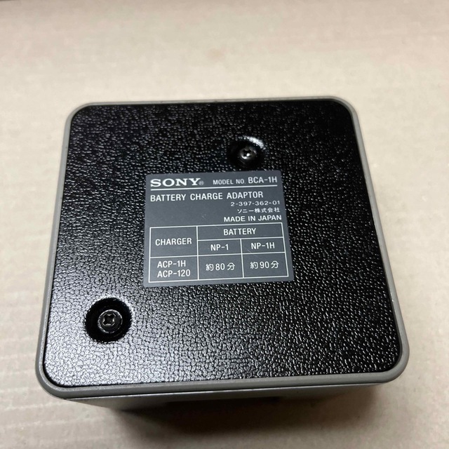 Sony BCA-1H  Battery Adaptor スマホ/家電/カメラのカメラ(ビデオカメラ)の商品写真