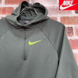 ナイキ(NIKE)の超大特価❗️ナイキ　ハーフジップ　パーカー❗️(パーカー)