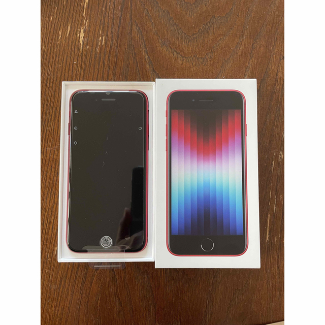 iPhone - iPhone SE3 第3世代 64GB SIMフリー REDレッドの通販 by まち