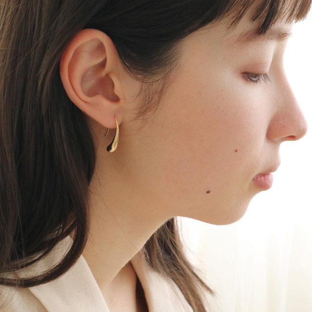 long hook pierce ロングフックピアス　ゴールド/シルバー レディースのアクセサリー(ピアス)の商品写真