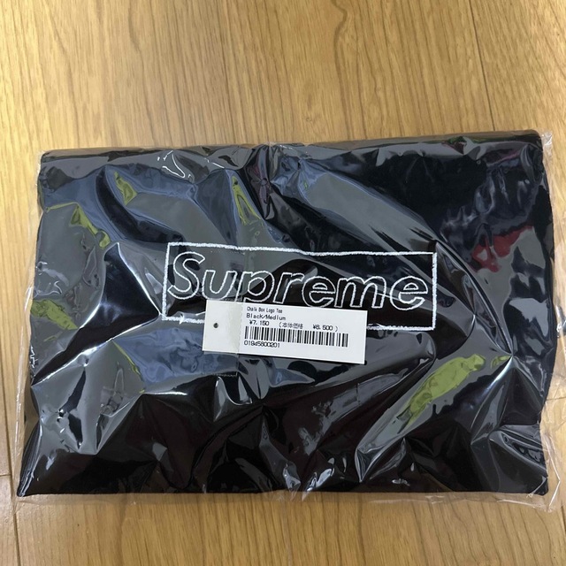 Supreme - 【Mサイズ】supreme kaws chalk box logo teeの通販 by まろ