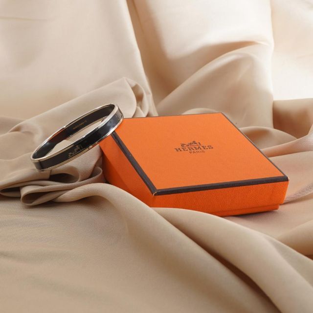 美品・箱付き】Hermès エルメス エマイユPM バングル ブレスレット 黒