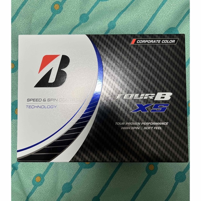 BRIDGESTONE(ブリヂストン)のTOUR B XS コーポレートカラー 1ダース 2022 日本版ゴルフボール スポーツ/アウトドアのゴルフ(その他)の商品写真