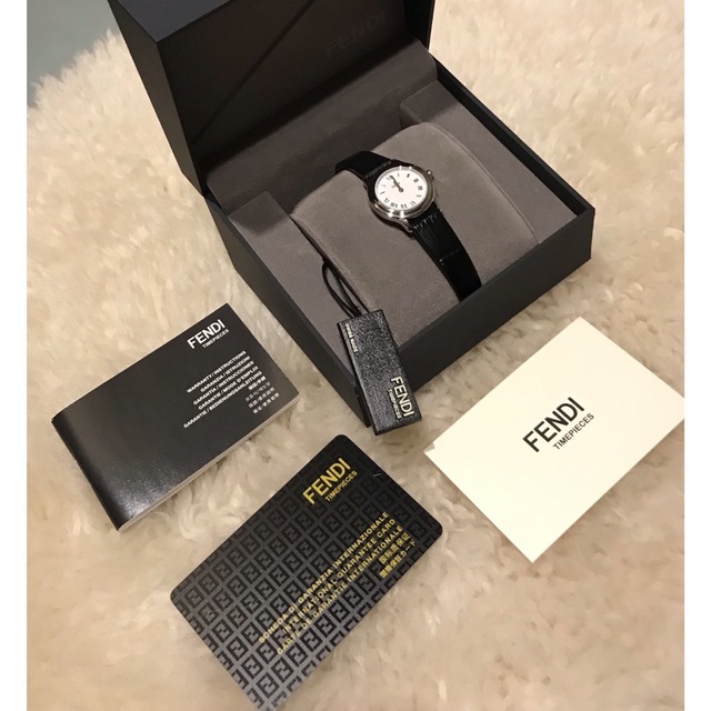 FENDI - 【新品未使用】FENDI フェンディ 腕時計の通販 by こむぎ's