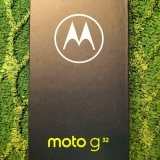 モトローラ(Motorola)のモトローラmoto g32  新品 未開封品 SIMフリー、サテンシルバー(スマートフォン本体)