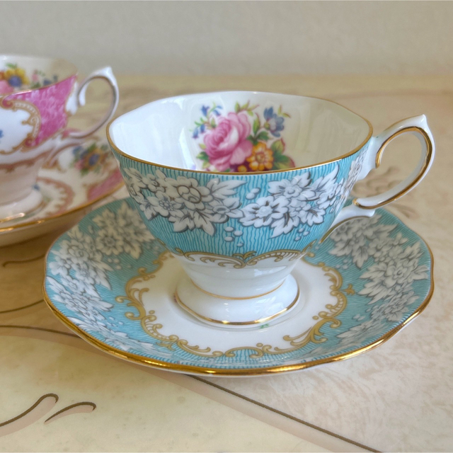 ROYAL ALBERT(ロイヤルアルバート)のロイヤルアルバート ROYAL ALBERT カップ&ソーサー　2客セット インテリア/住まい/日用品のキッチン/食器(食器)の商品写真