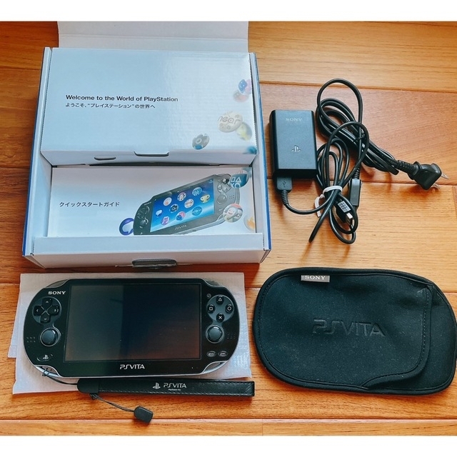 SONY PS VITA 本体  PCH-1100 AA01 おまけ付き