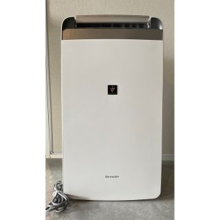 シャープ(SHARP)のSHARP プラズマクラスター衣類乾燥除湿機 CV-N180-W(加湿器/除湿機)