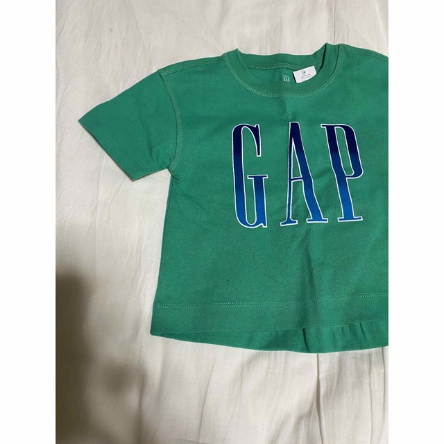 babyGAP(ベビーギャップ)のm☆サン専用　　　　　まとめ三点新品未使用gapベビー半袖Tシャツ10 キッズ/ベビー/マタニティのキッズ服男の子用(90cm~)(Tシャツ/カットソー)の商品写真