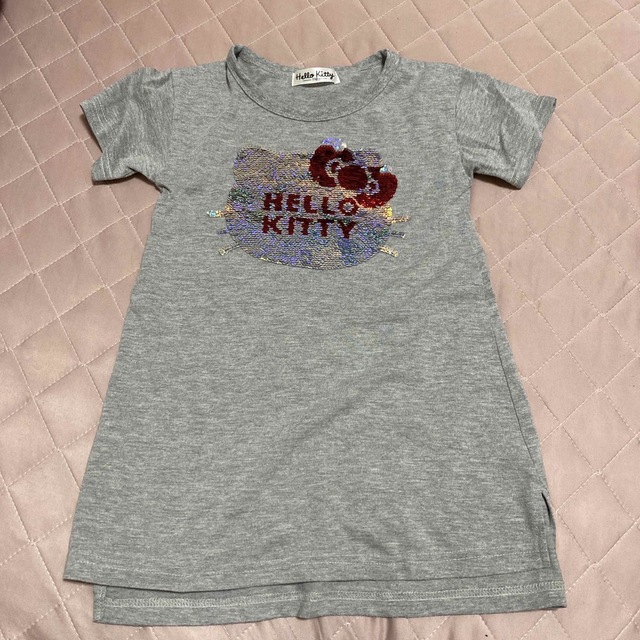ハローキティ(ハローキティ)のキティ　スパンコール　Tシャツ キッズ/ベビー/マタニティのキッズ服女の子用(90cm~)(Tシャツ/カットソー)の商品写真