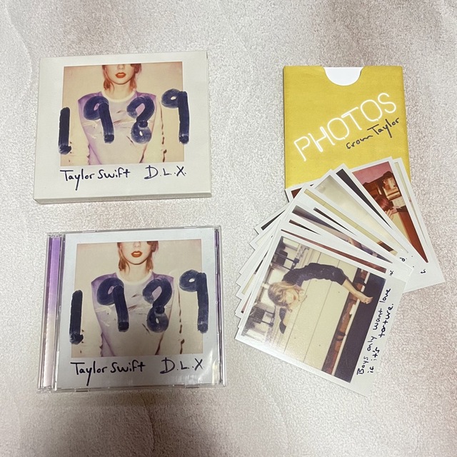 Taylor Swift 1989 D.L.X CD・DVD エンタメ/ホビーのCD(ポップス/ロック(洋楽))の商品写真