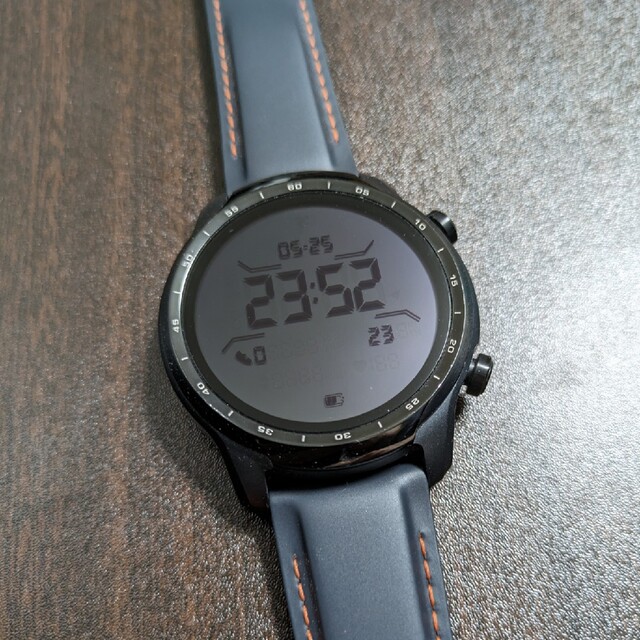 ANDROID(アンドロイド)の【スージー様専用】TicWatch Pro 3 GPS ブラック メンズの時計(腕時計(デジタル))の商品写真