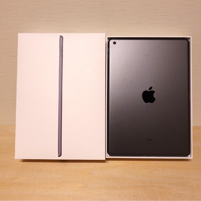 Apple iPad 第8世代 スペースグレイ 美品