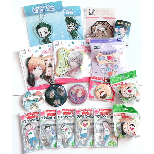 アニメグッズ まとめ売りの通販 by moumoumoshop|ラクマ