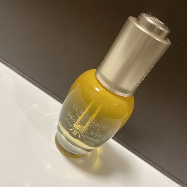 L'OCCITANE(ロクシタン)のL'OCCITANE イモーテル ディヴァインインテンシヴオイル コスメ/美容のスキンケア/基礎化粧品(ブースター/導入液)の商品写真