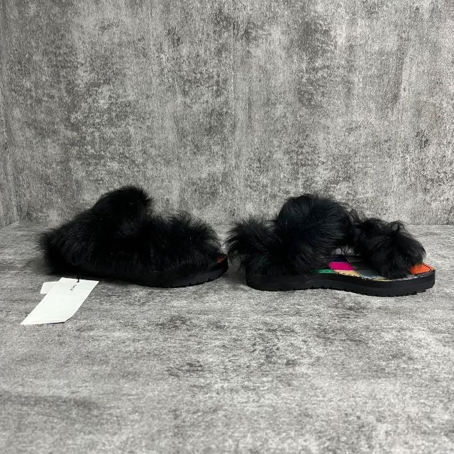 sacai ファー マルチカラー スポーツサンダル 定価64,900--