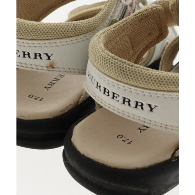 BURBERRY(バーバリー)のBURBERRY バーバリー シューズ（その他） 17cm 白 【古着】【中古】 キッズ/ベビー/マタニティのキッズ靴/シューズ(15cm~)(その他)の商品写真