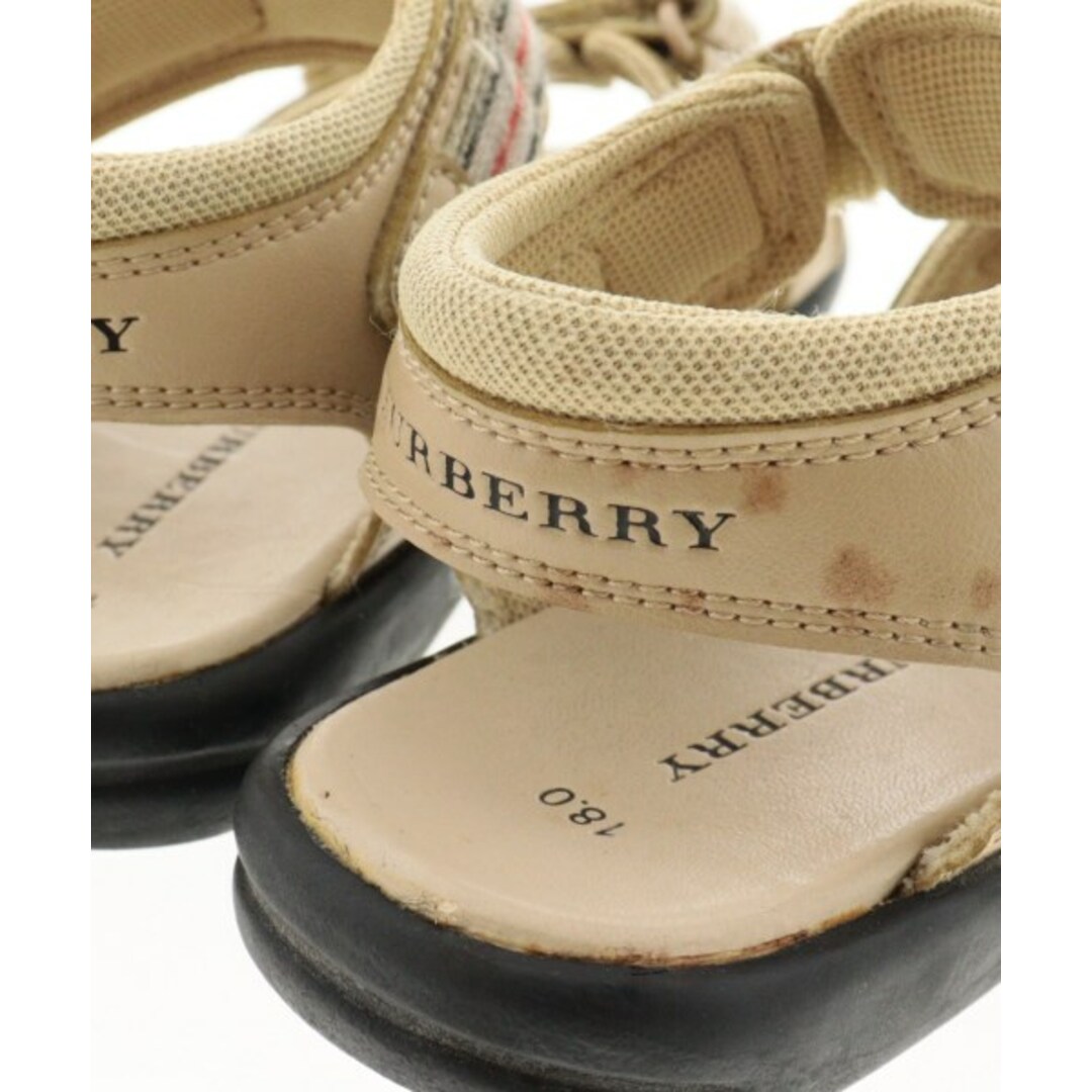 BURBERRY(バーバリー)のBURBERRY バーバリー シューズ（その他） 18cm ベージュ 【古着】【中古】 キッズ/ベビー/マタニティのキッズ靴/シューズ(15cm~)(その他)の商品写真