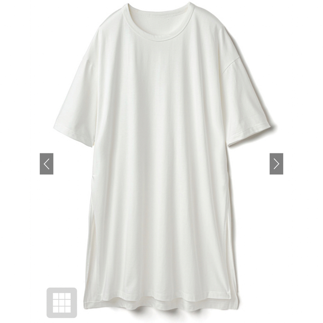 GRL(グレイル)のGRL サイドスリットロングシャツ　Tシャツ レディースのトップス(Tシャツ(半袖/袖なし))の商品写真