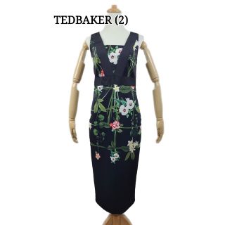 最安値級価格 美品ꕤ TED BAKER 後ろ姿も可愛いBluebell ボディコン