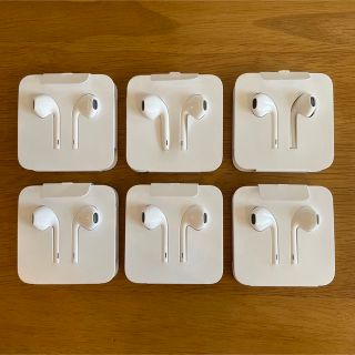 アップル(Apple)のApple＊純正＊イヤホン＊EarPods＊6セット＊未使用(ストラップ/イヤホンジャック)