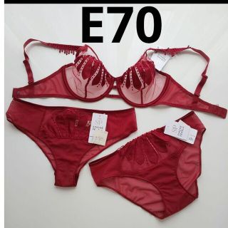 シモーヌペレール(Simone Perele)の☆シモーヌ ペレール☆E70  新品(ブラ&ショーツセット)