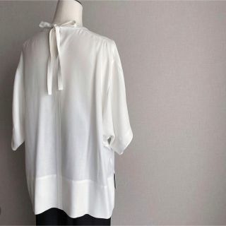 LOHEN ローヘン バックリボンブラウスの通販 by meme shop|ラクマ
