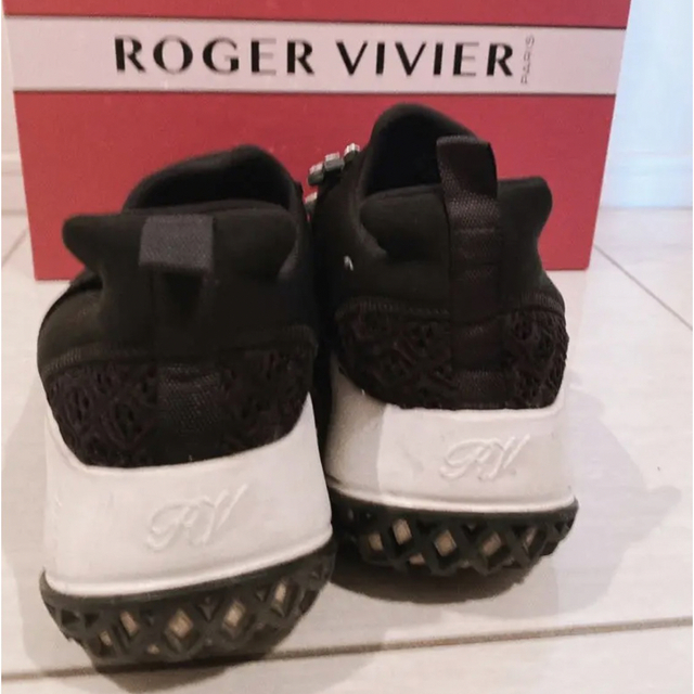 【ROGER VIVIER】ロジェヴィヴィエ　スニーカー